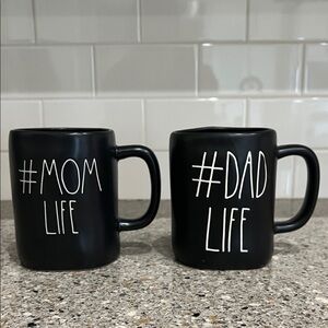 Rae Dunn Mug Set